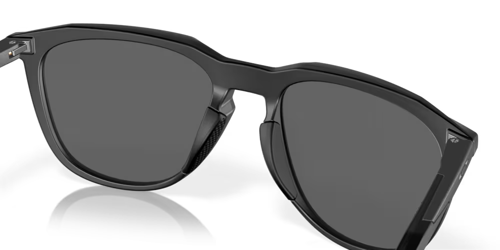 Oakley Men's Thurso Matte Prizm Black Injected Sunglasses