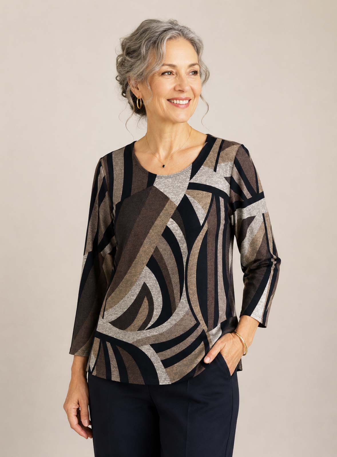 Julia Divina Women's 3/4 Sleeve Top
