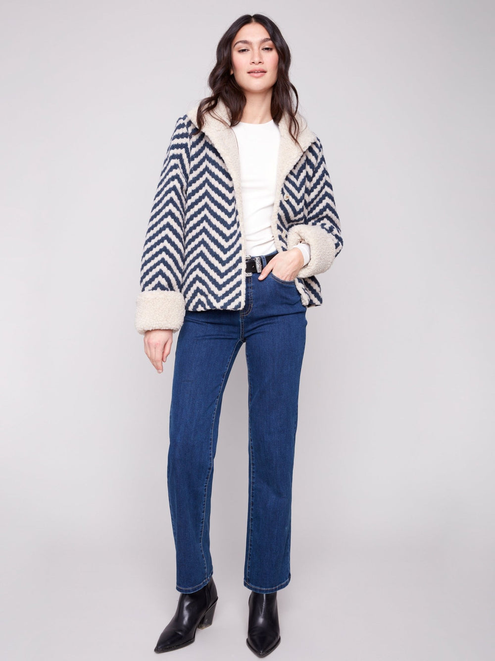 Charlie B Women's Chevron Boucle Short Jacket - A&M Clothing & Shoes - Westlock