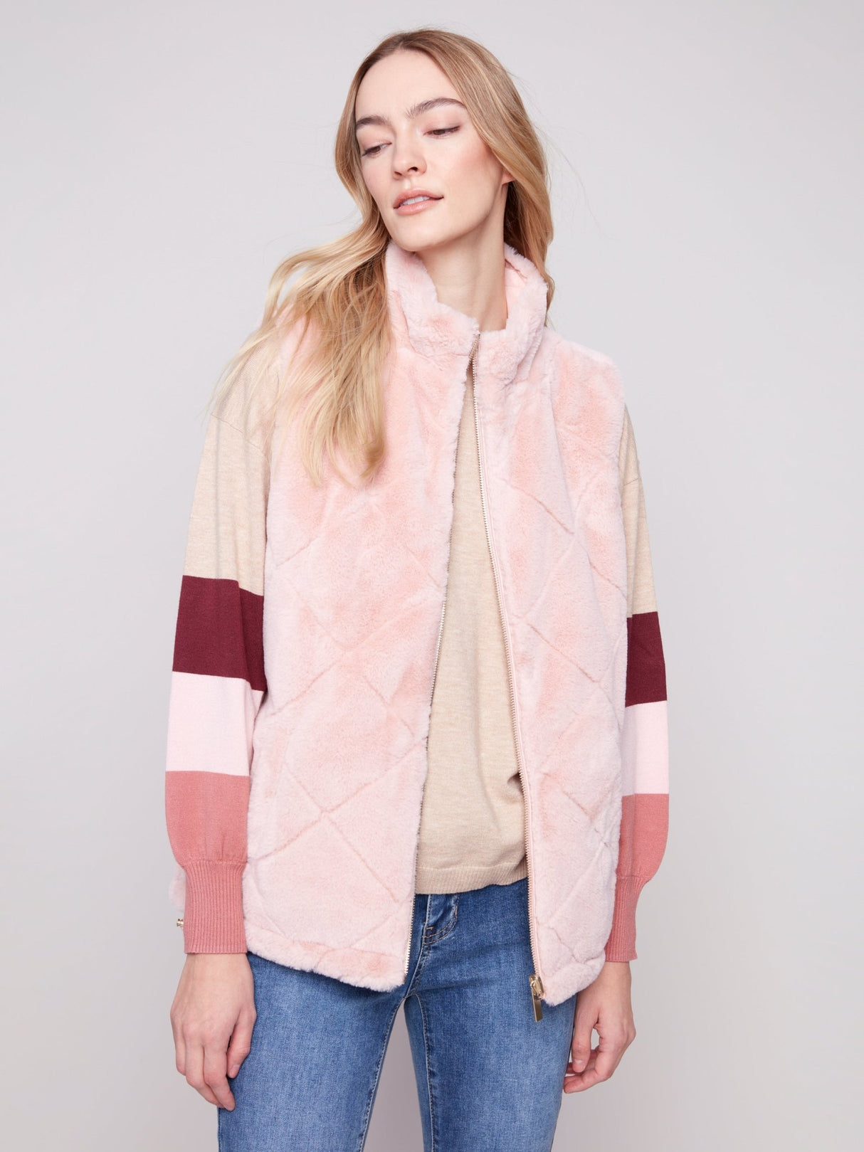 Charlie B Women's Reversible Quilted Faux Fur Vest - A&M Clothing & Shoes - Westlock