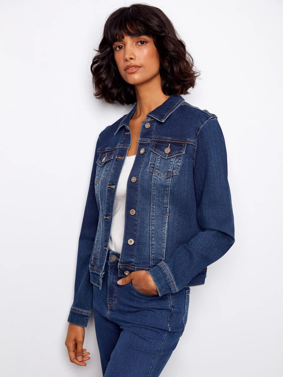 Charlie B Women's Stretch Denim Jacket - A&M Clothing & Shoes - Westlock