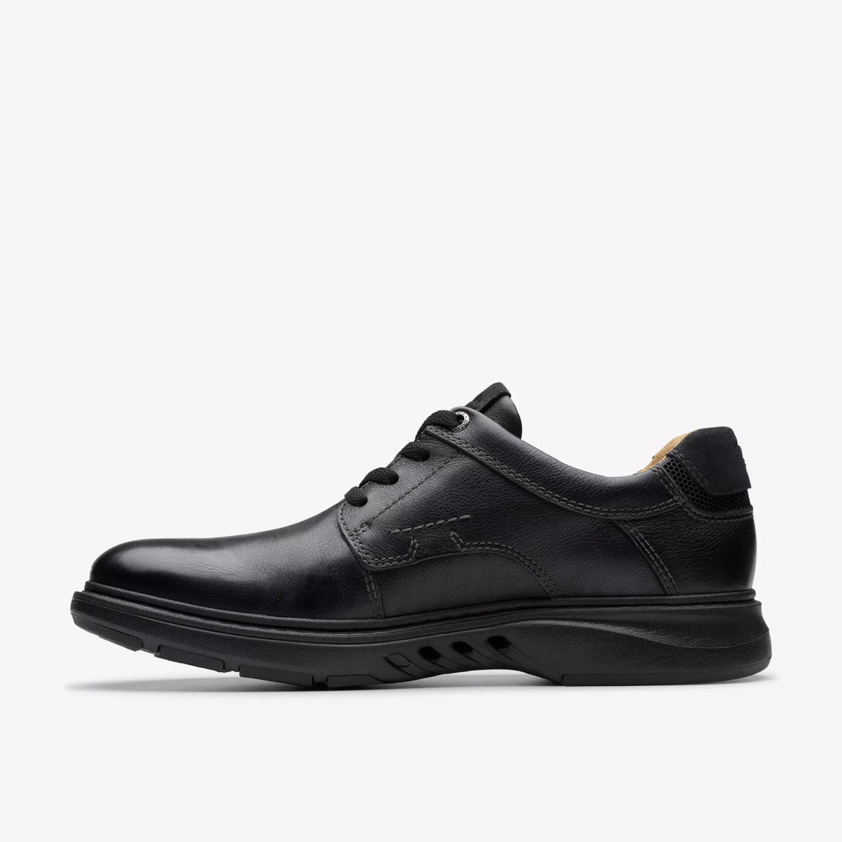Clarks Men's Un Briley Pace Shoes Wide - A&M Clothing & Shoes