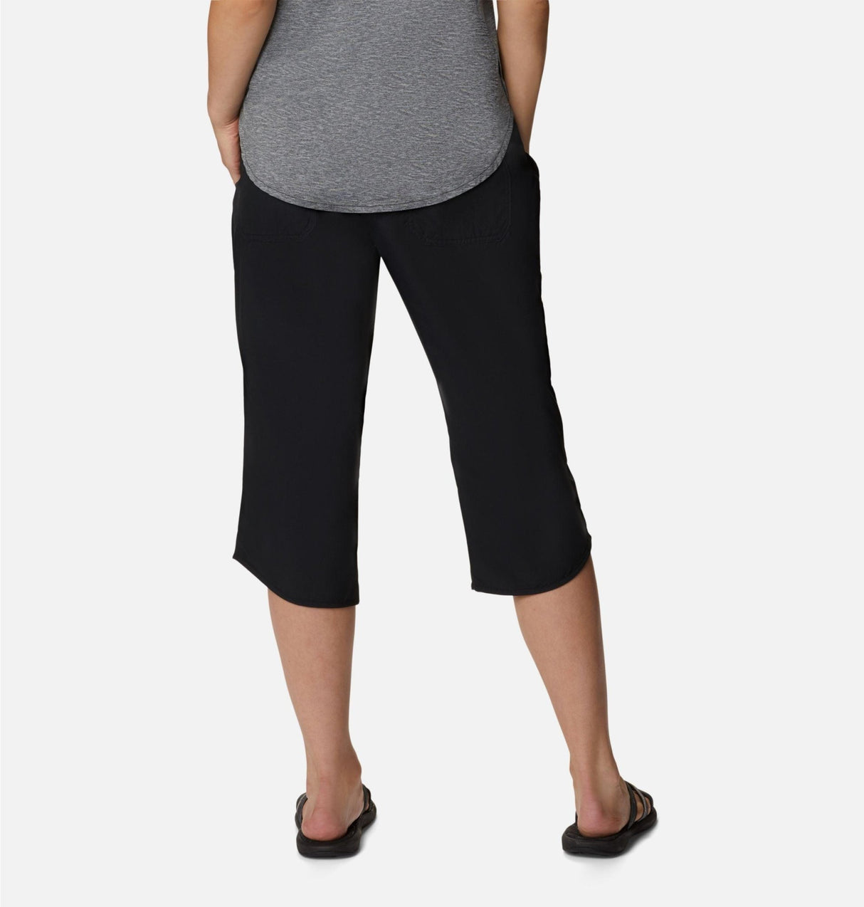 Columbia Women's Summerdry Knee Pants - A&M Clothing & Shoes - Westlock