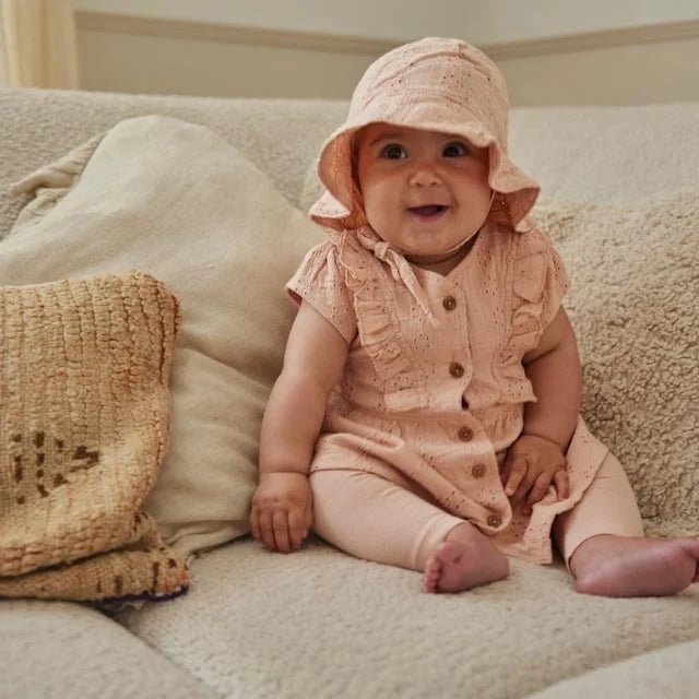 Dirkje Baby Girls 2pc Suit and Hat Set - A&M Clothing & Shoes - Westlock