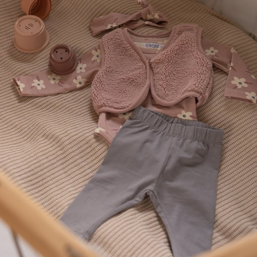 Dirkje Baby Girls Vest Jumper and Leggings 3 Piece Set - A&M Clothing & Shoes - Westlock