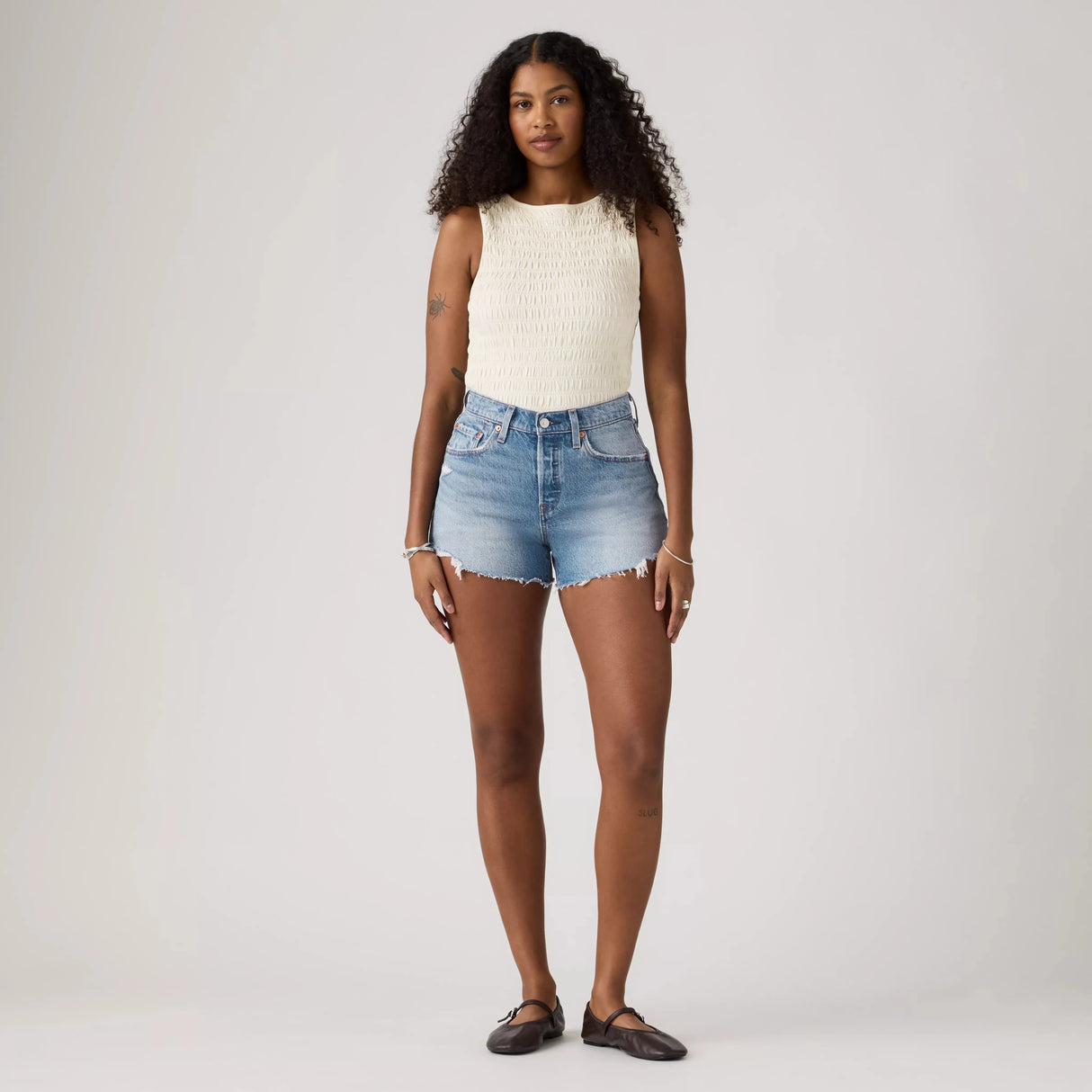 Levi's Women's 501 Curve Signs of Success Shorts - A&M Clothing & Shoes