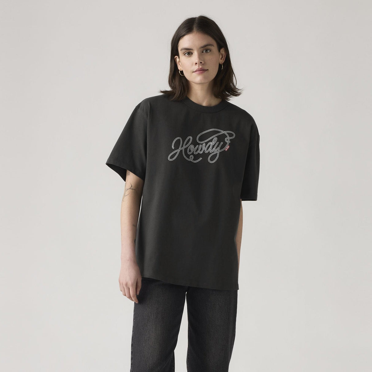 Levi's Women's Tabor Tee Howdy Script - A&M Clothing & Shoes - Westlock