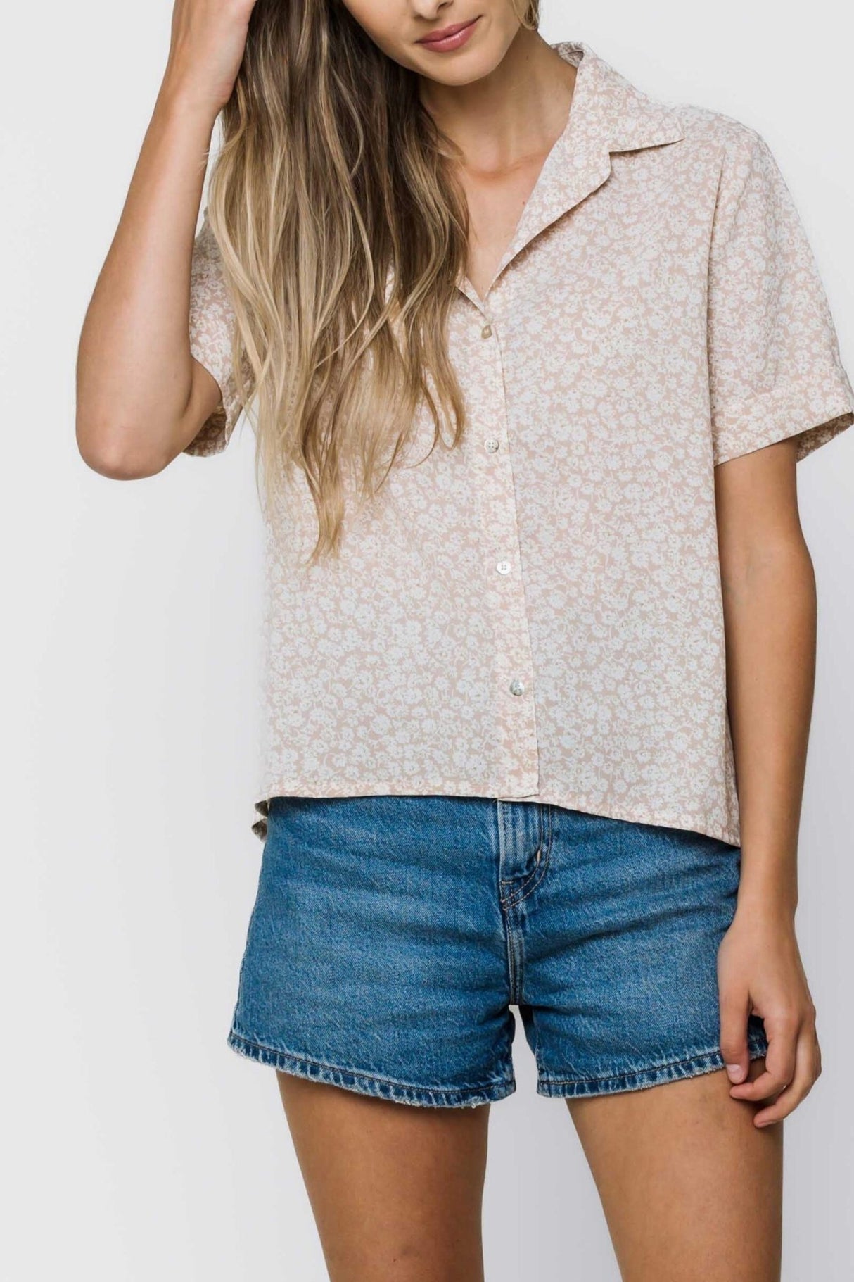 Orb Women's Nina Roll Cuff SS Shirt - A&M Clothing & Shoes - Westlock