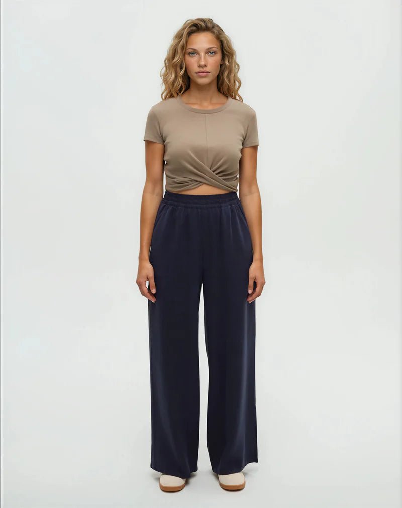 tentree Women's Lawson T-Shirt - A&M Clothing & Shoes Westlock