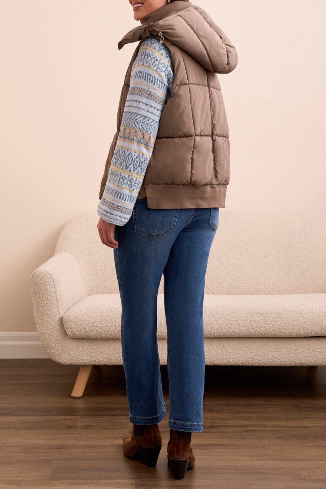 Tribal Women's Quilted Removable Hood Vest - A&M Clothing & Shoes - Westlock