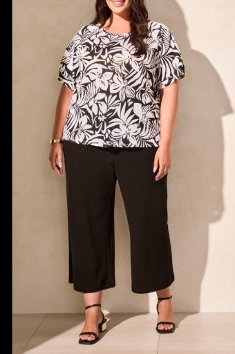 Tribal Women's Ruffle Sleeve Top Plus - A&M Clothing & Shoes - Westlock