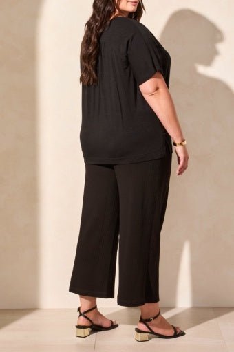 Tribal Women's SS Crew Neck Top Plus - A&M Clothing & Shoes - Westlock