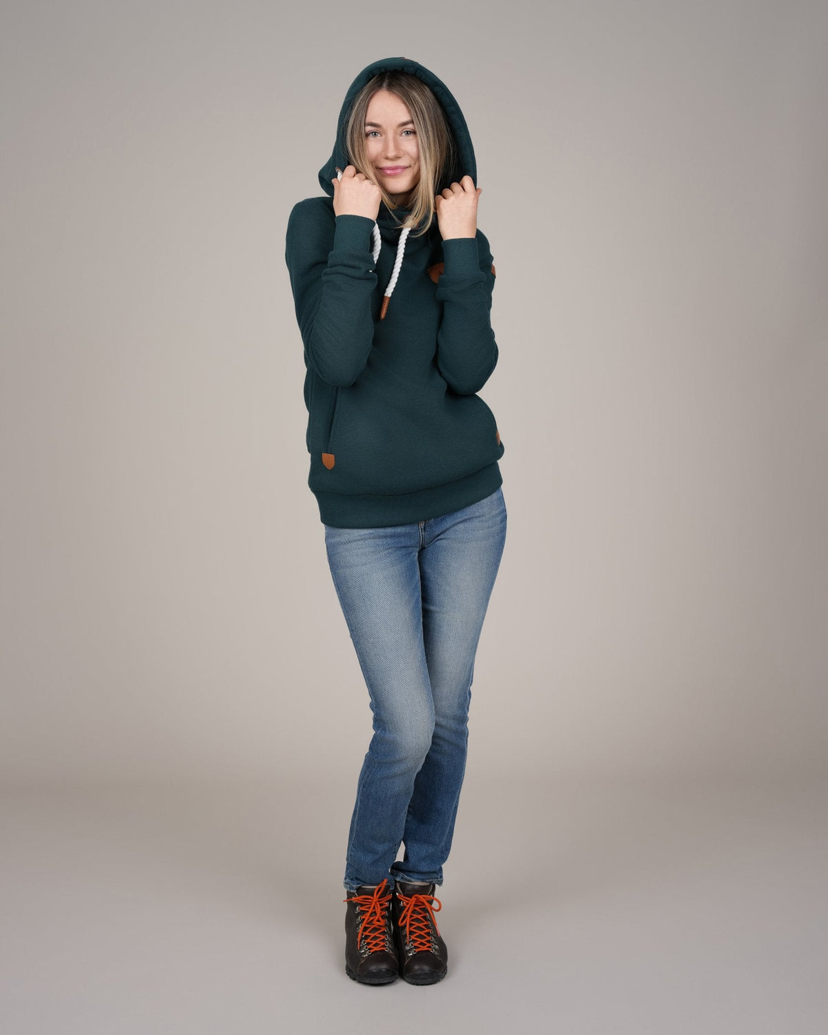 Wanakome Women's Artemis Pullover Hoodie - Pine Ridge