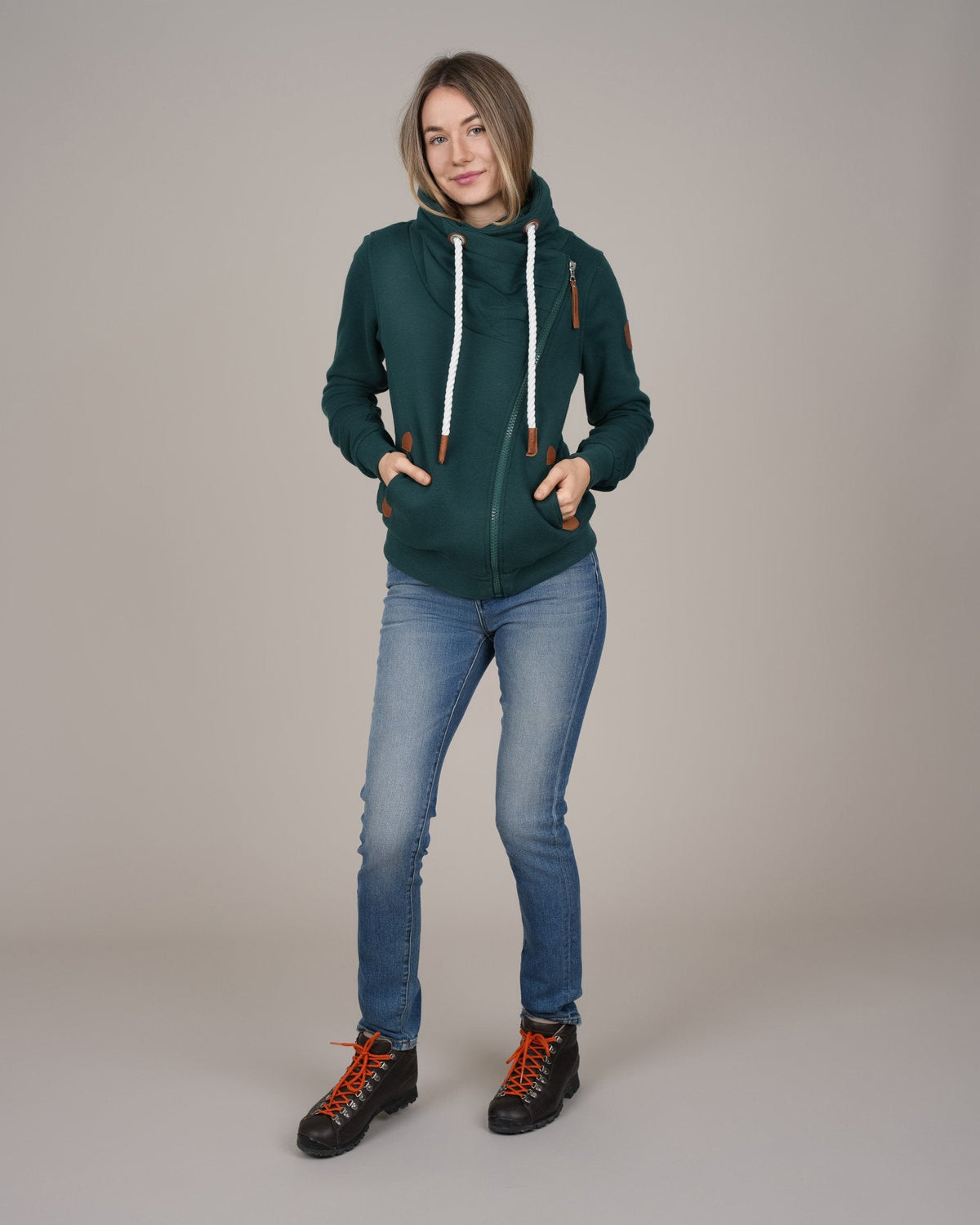 Wanakome Women's Hestia Full Zip High Collar Sweatshirt - Pine Ridge