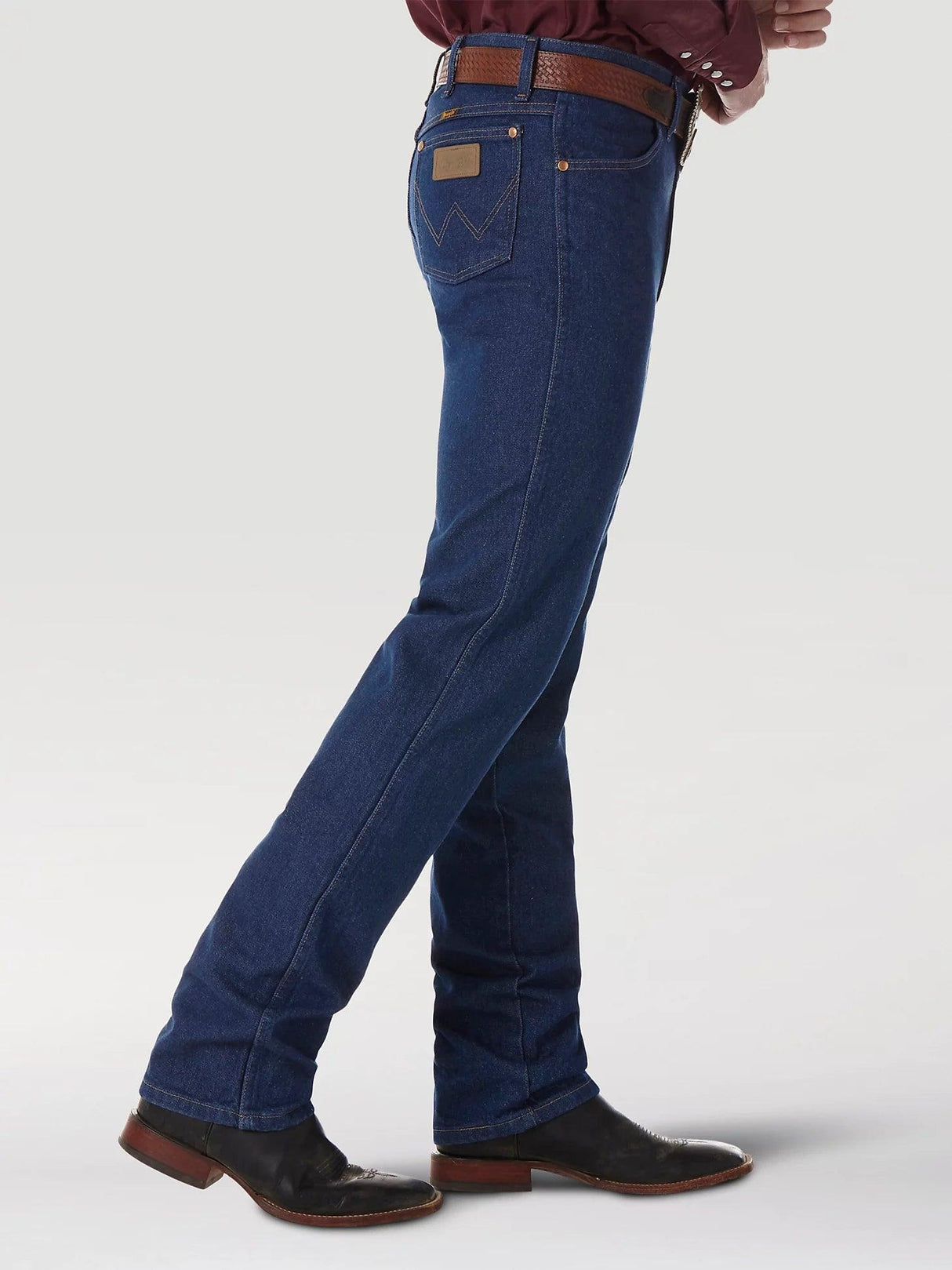 Wrangler Men's Cowboy Cut Slim Fit Jeans - A&M Clothing & Shoes - Westlock