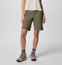 Columbia Women's Leslie Falls Long Short II - Stone Green