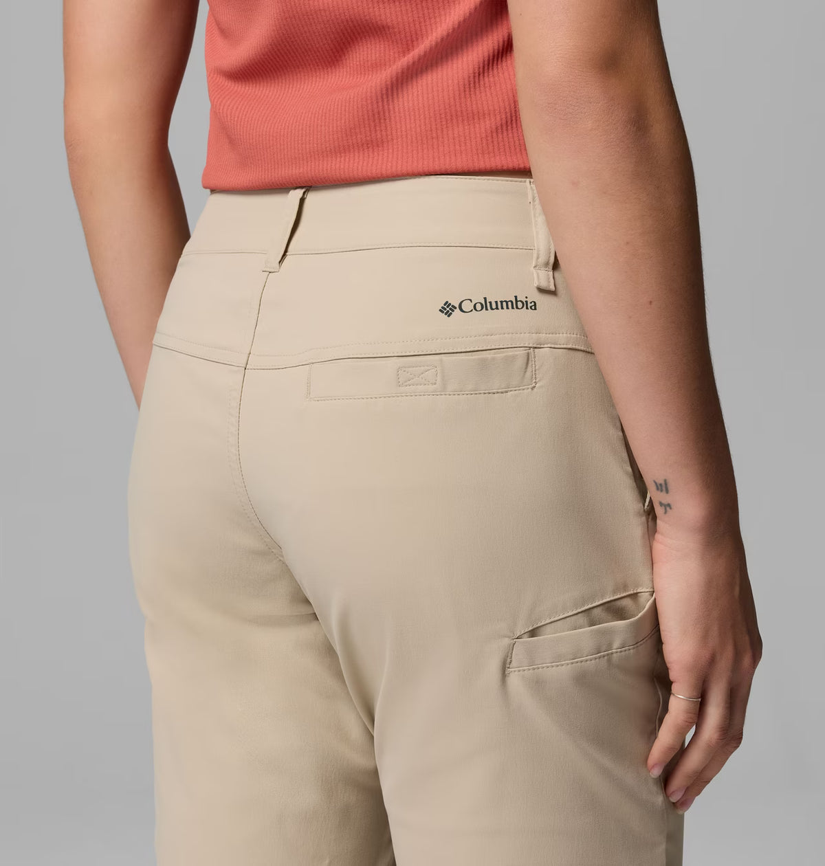 Columbia Women's Leslie Falls Knee Pants