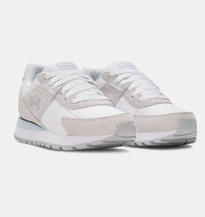 Under Armour Women's Essential Shoes - White/Grey
