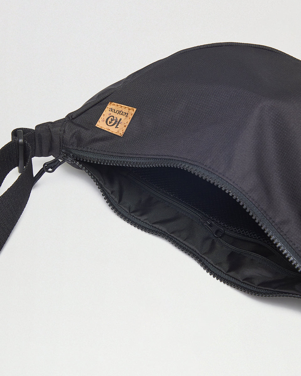 tentree Beatty Moon Bag