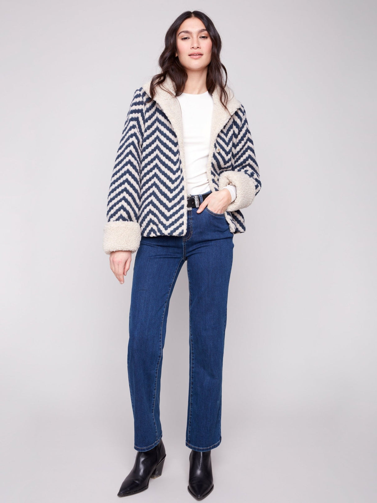 Charlie B Women's Chevron Boucle Short Jacket - A&M Clothing & Shoes - Westlock