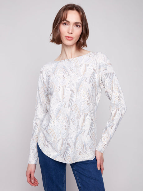 Charlie B Women's Printed Rounded Hem Sweater - A&M Clothing & Shoes - Westlock