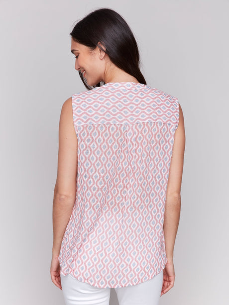 Charlie B Women's Printed Sleeveless Shirt - Waves