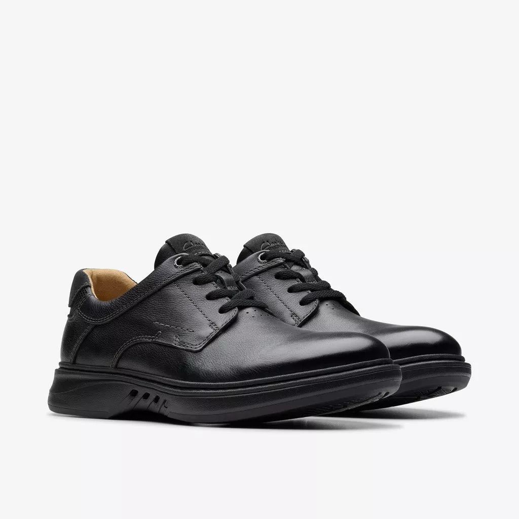 Clarks Men's Un Briley Pace Shoes Wide - A&M Clothing & Shoes