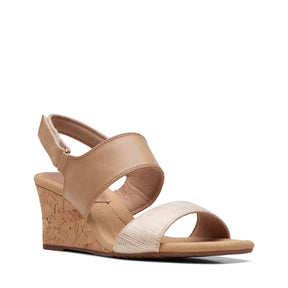 Clarks Women's Kyarra Faye Sandals - Beige