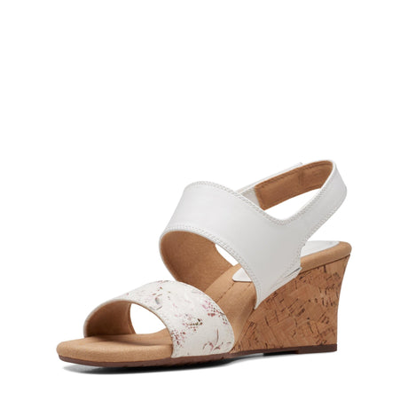Clarks Women's Kyarra Faye Sandals - White