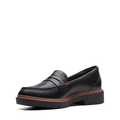 Clarks Women's Westlynn Ayla Loafer - Black