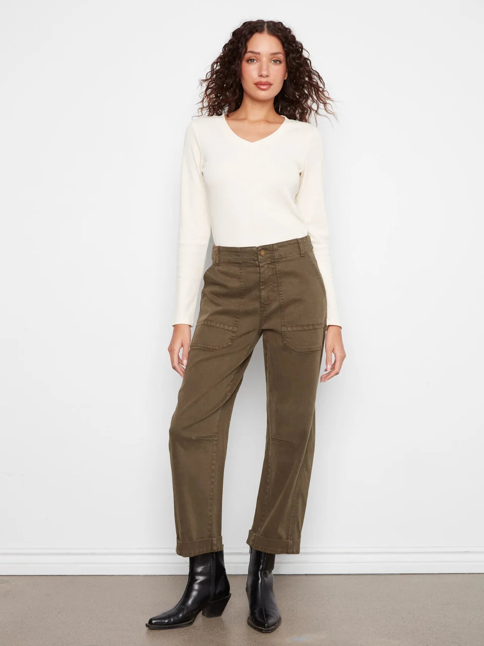 Charlie B Women's Smooth Twill Barrel Leg Patch Pocket Pants