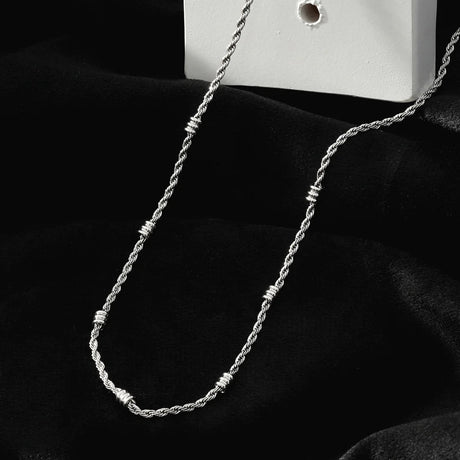 Hackney Nine Lemoges Silver Chain -