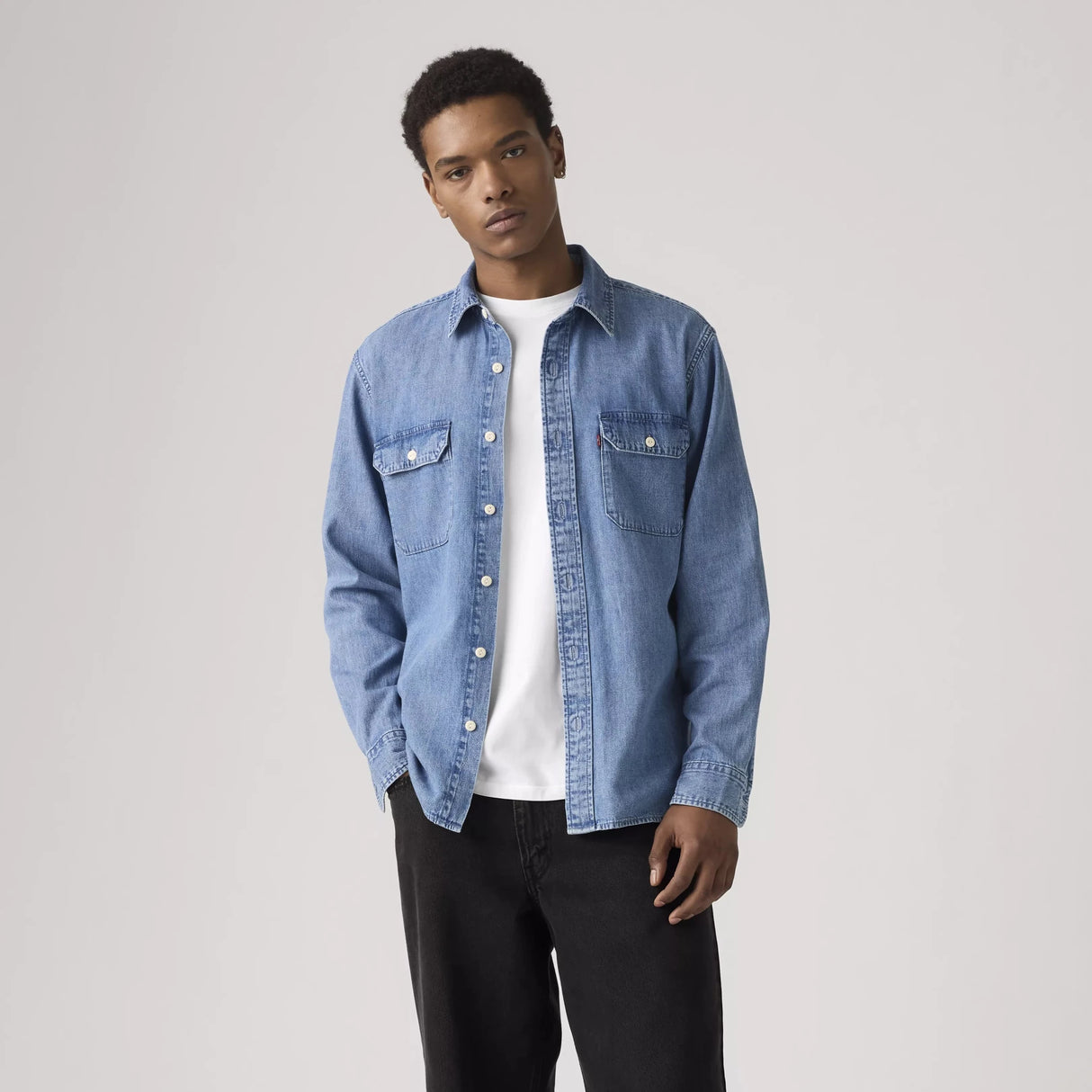 Levi's Men's Classic Worker Shirt - A&M Clothing & Shoes - Westlock