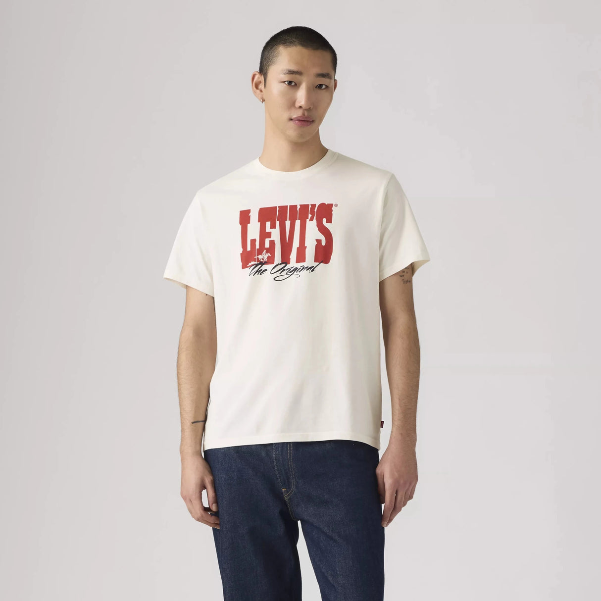 Levi's Men's Short Sleeve Relaxed Fit T-Shirt Egret - A&M Clothing & Shoes - Westlock