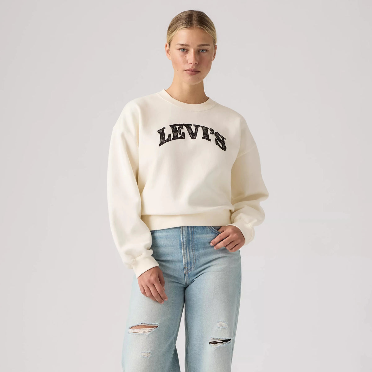 Levi's Women's GR Vintage Boxy Crew Sweatshirt - Egret
