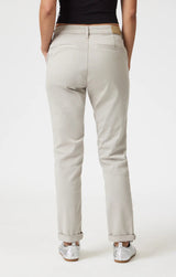Mavi Women's Kathleen Slim Boyfriend Chino Pants - A&M Clothing & Shoes - Westlock