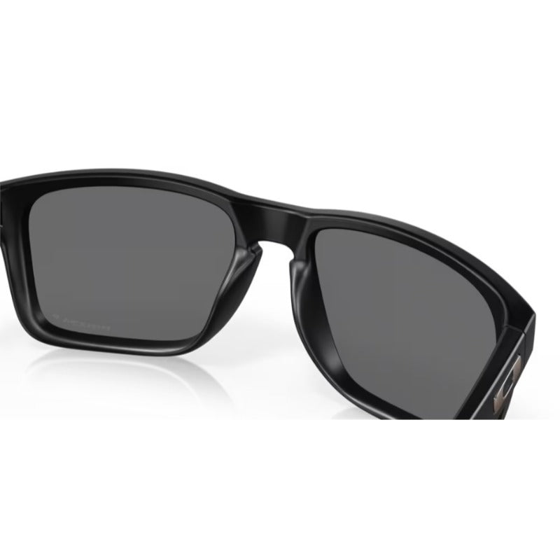 Oakley Holbrook XL Matte Black Prizm Polar Sunglasses - A&M Clothing & Shoes - Westlock
