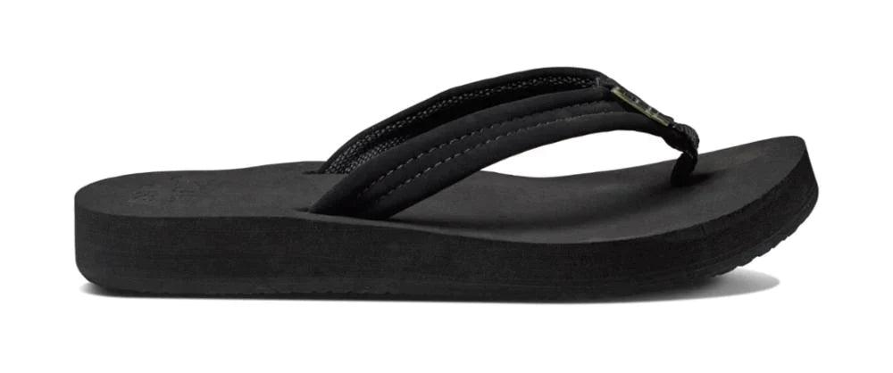 Reef Women's Cushion Breeze Sandals - A&M Clothing & Shoes
