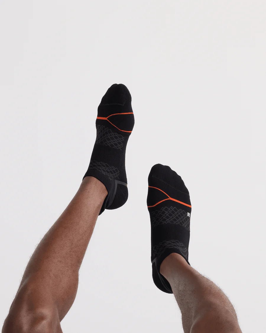 Saxx Men's Foot Hold Low Show Socks - A&M Clothing & Shoes - Westlock
