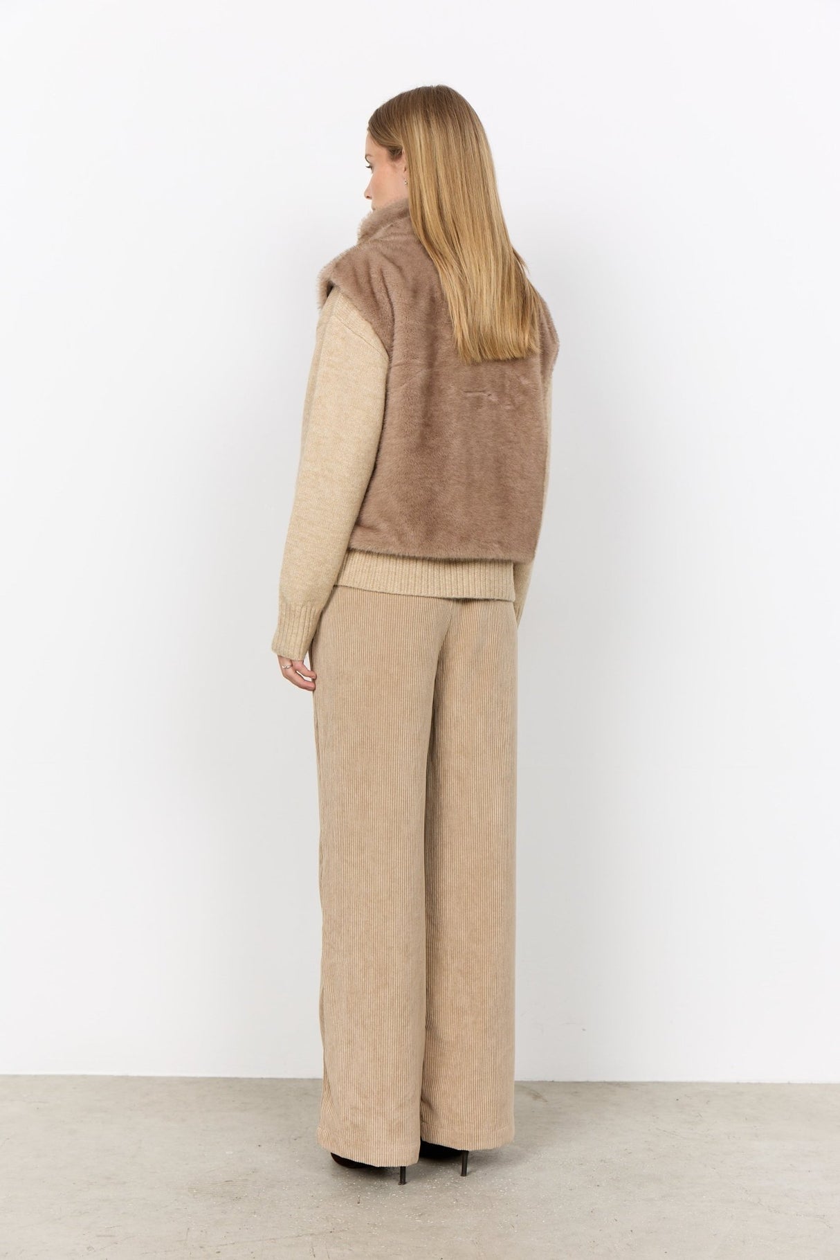 Soyaconcept Women's Haye 1 Vest - Camel