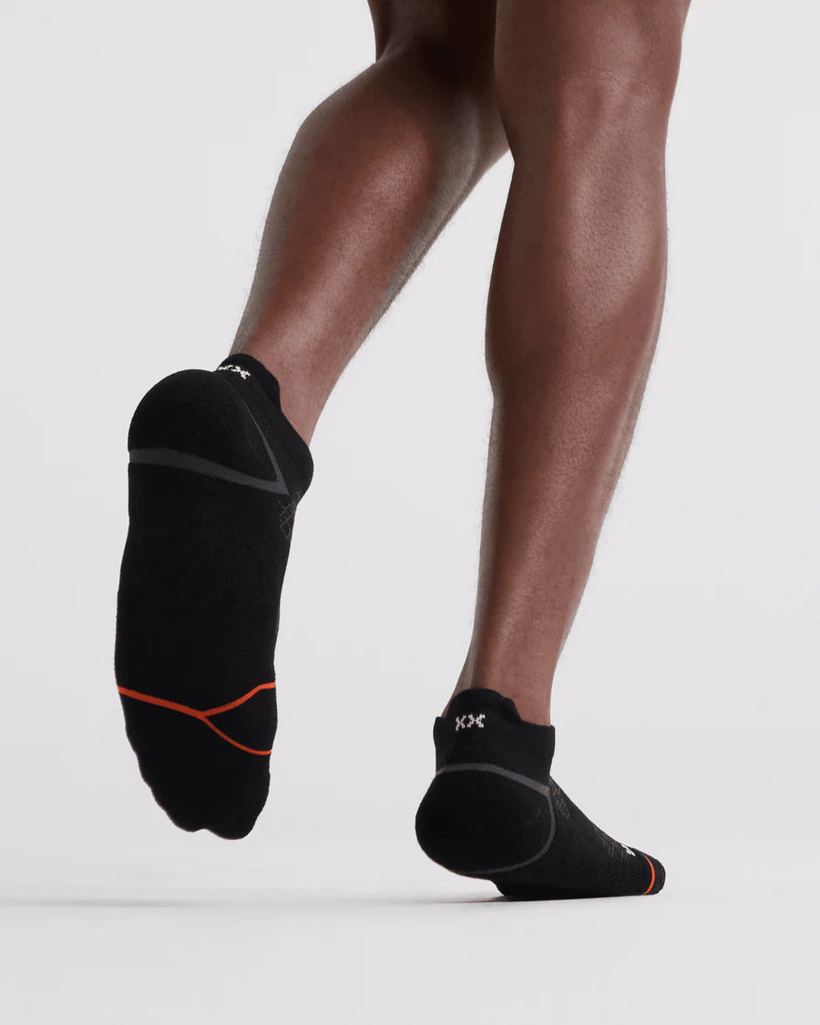 Saxx Men's Foot Hold Low Show Socks