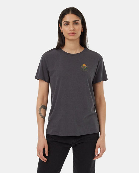 tentree Women's Artist Love Gives Tee - A&M Clothing & Shoes - Westlock