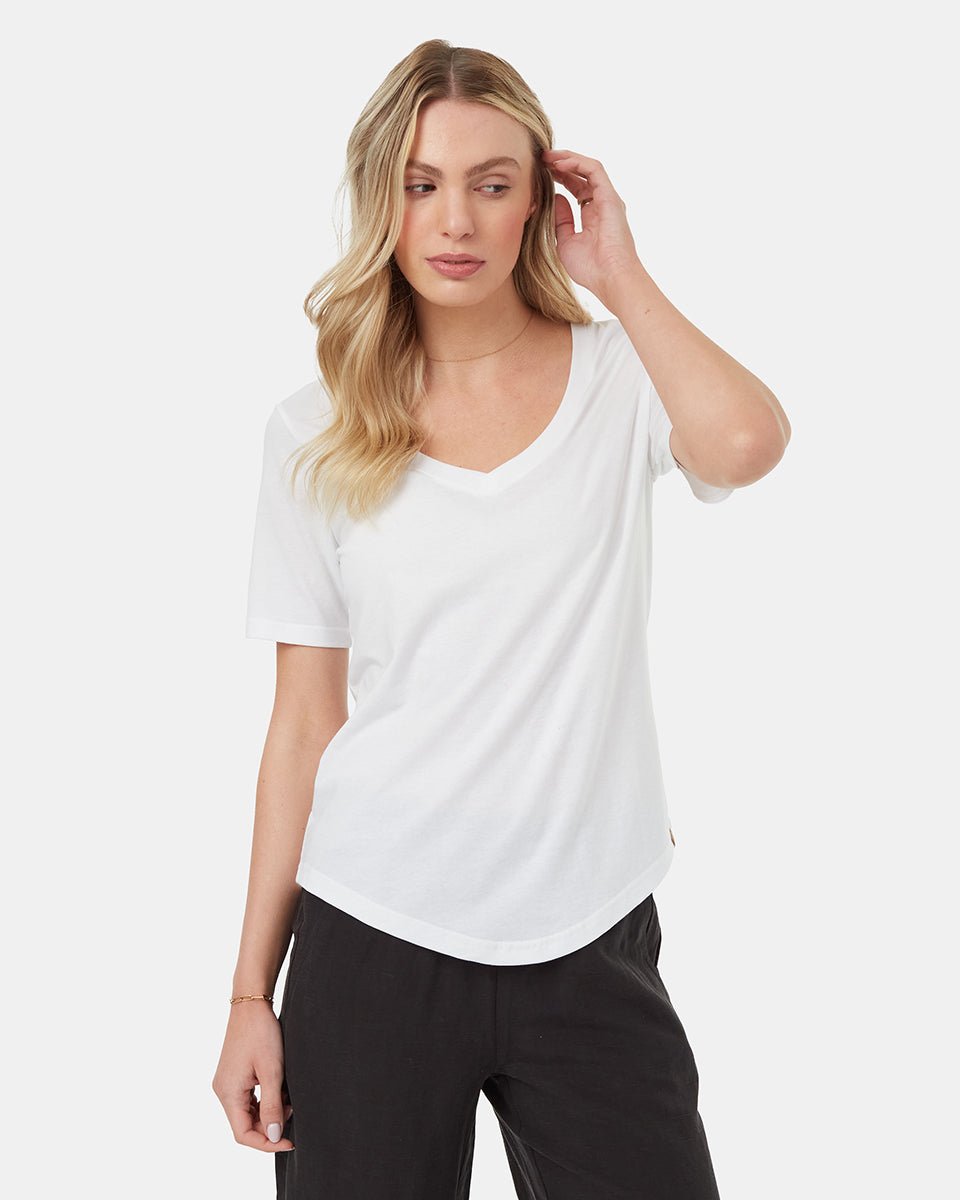 tentree Women's Treeblend Vneck Tee - A&M Clothing & Shoes