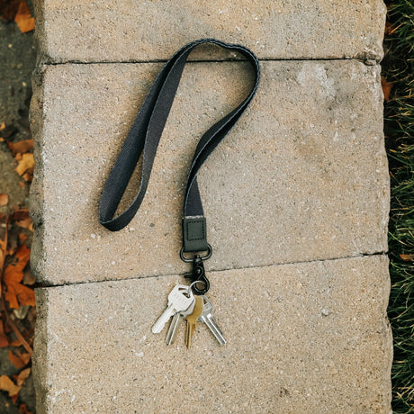 Thread Neck Lanyard - Black