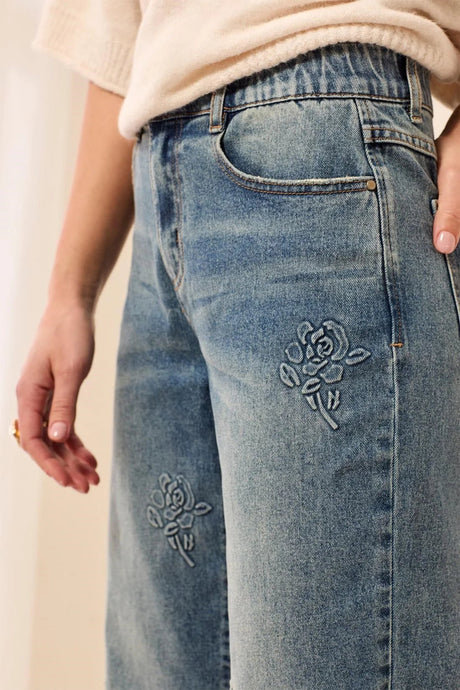 Tribal Women's Sophia Curvy 3D Flower Denim Jeans - Flower Blue