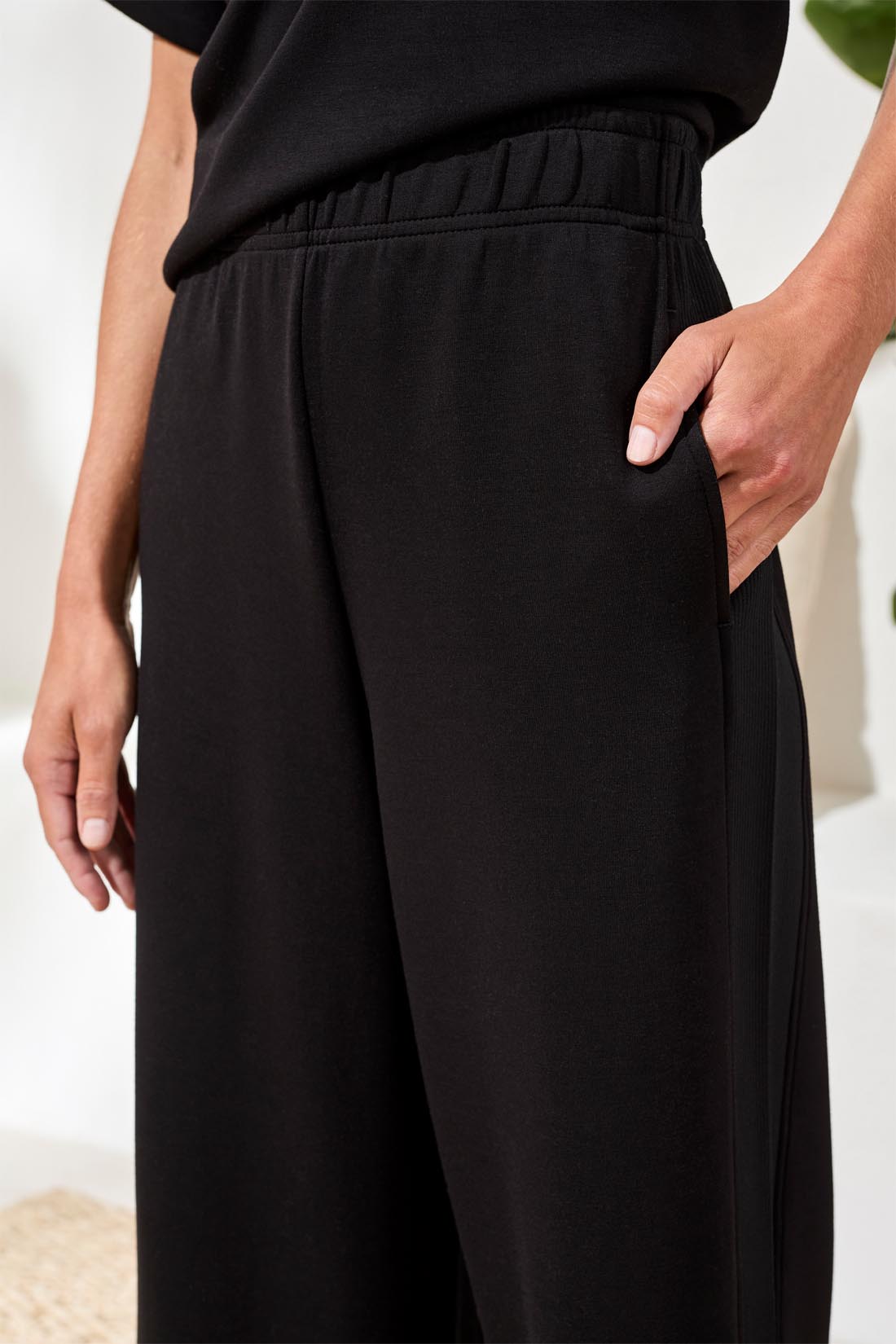 Tribal Women's Techno Lux Pull On Combo Pants - A&M Clothing & Shoes - Westlock