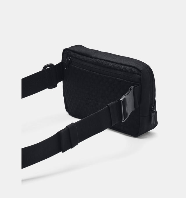 Under Armour Essential Crossbody Waist Bag - A&M Clothing & Shoes - Westlock