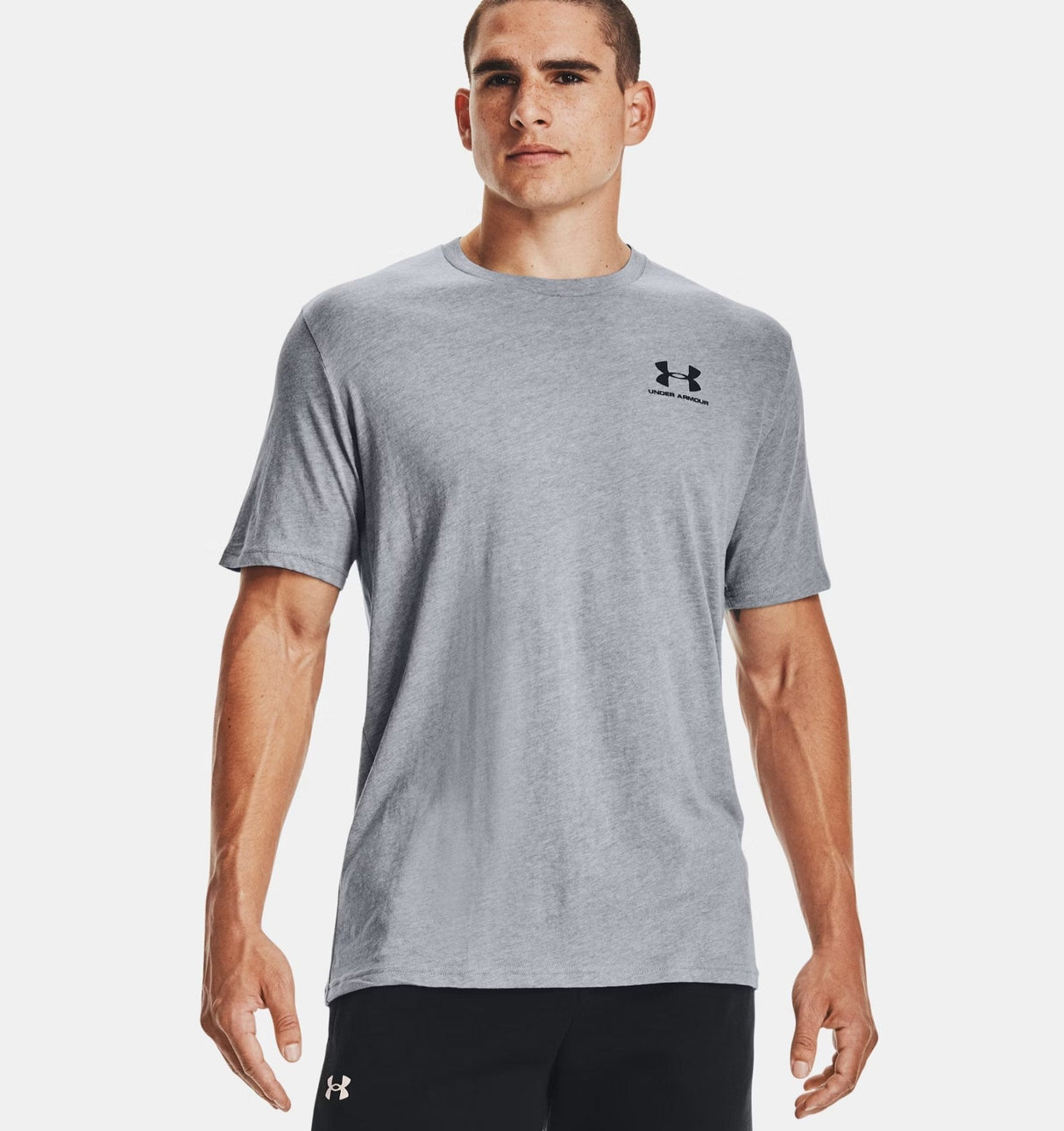 Under Armour Men's Left Chest SS Workout T-Shirt - A&M Clothing & Shoes