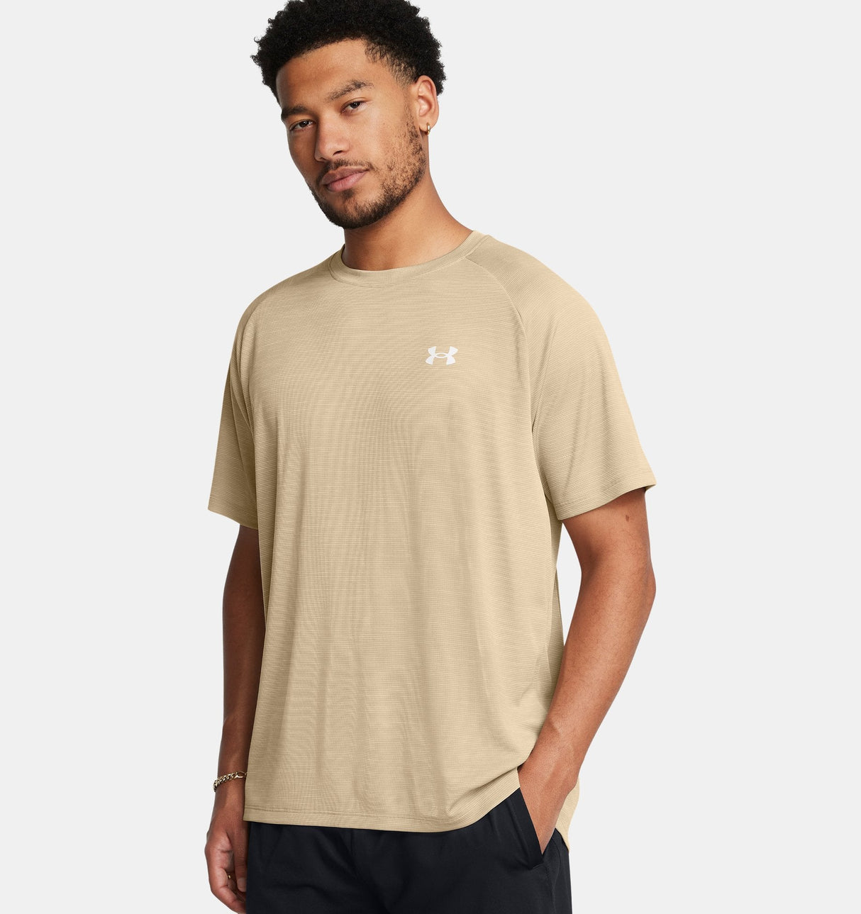 Under Armour Men's Tech Textured SS Tee - A&M Clothing & Shoes - Westlock