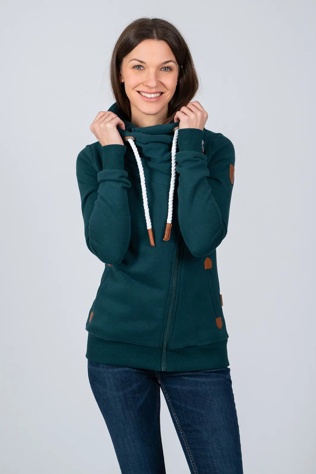Wanakome Women's Hestia Zip Cowl Neck